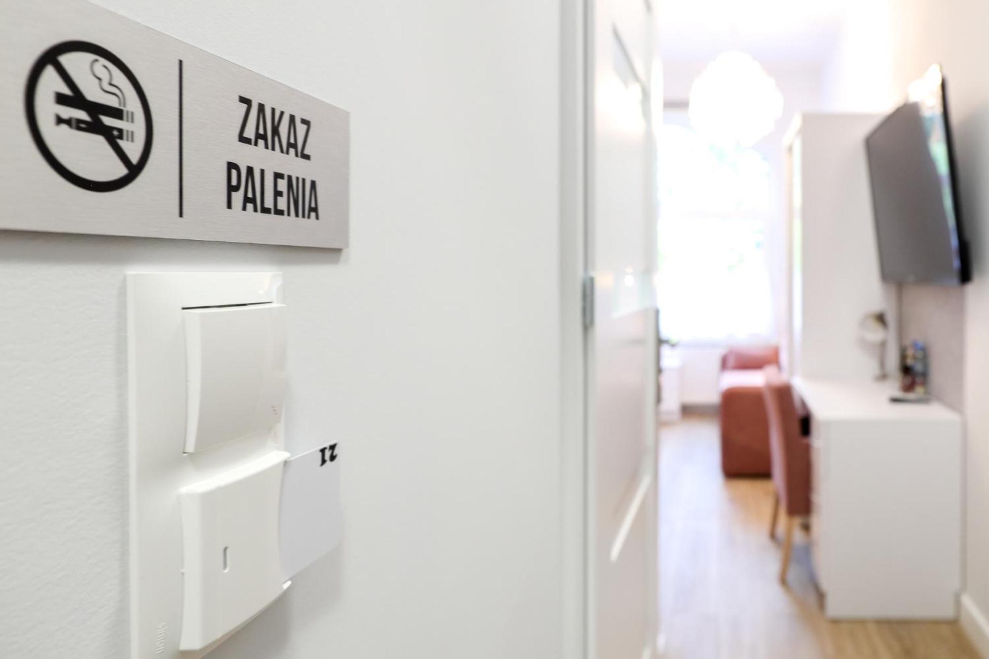 Dworek Rozany Hotel & Restauracja Namysłów Εξωτερικό φωτογραφία